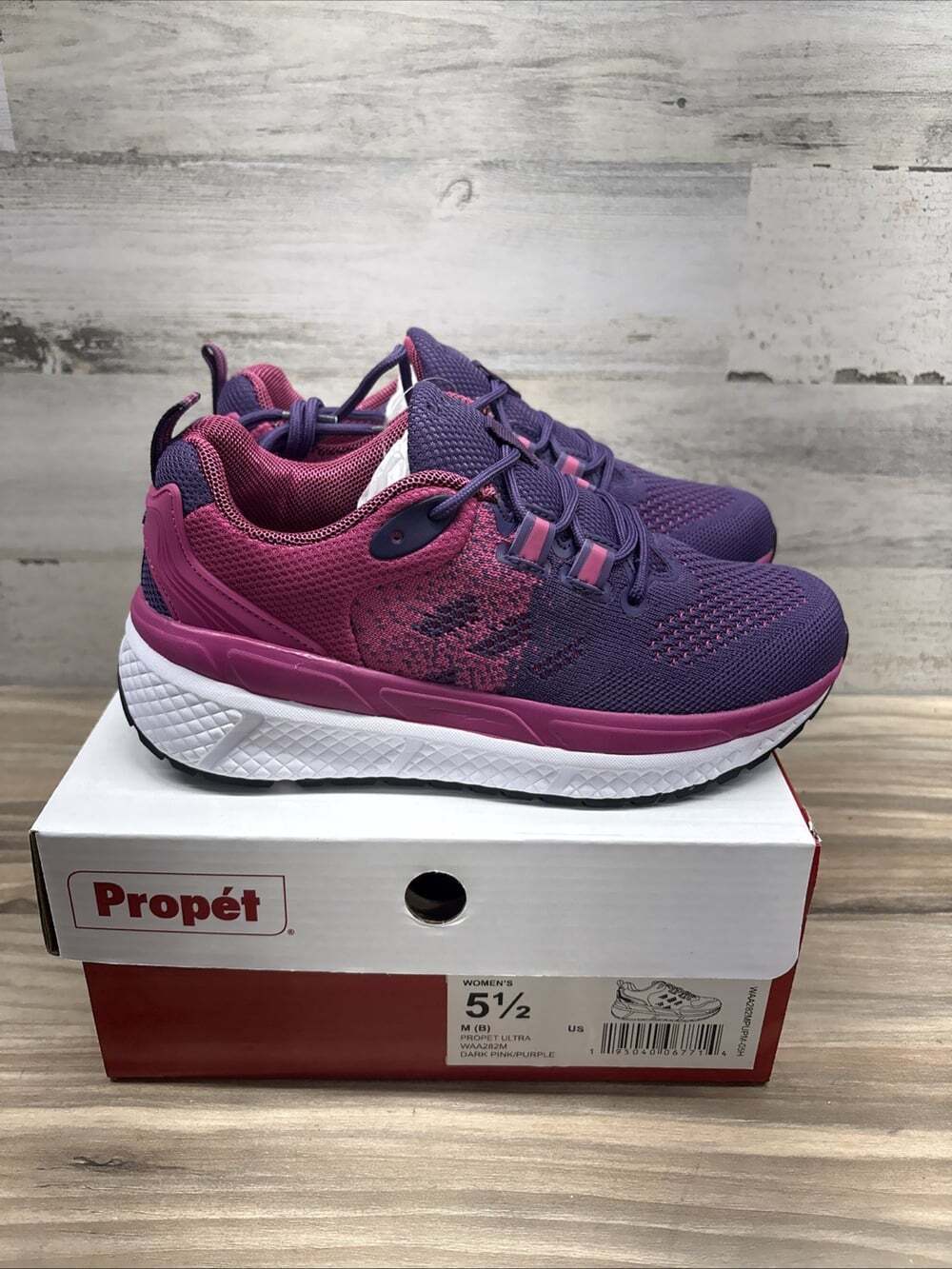 Propet Ultra Dark Pink Athletic Running Shoes Women’s Size 5.5